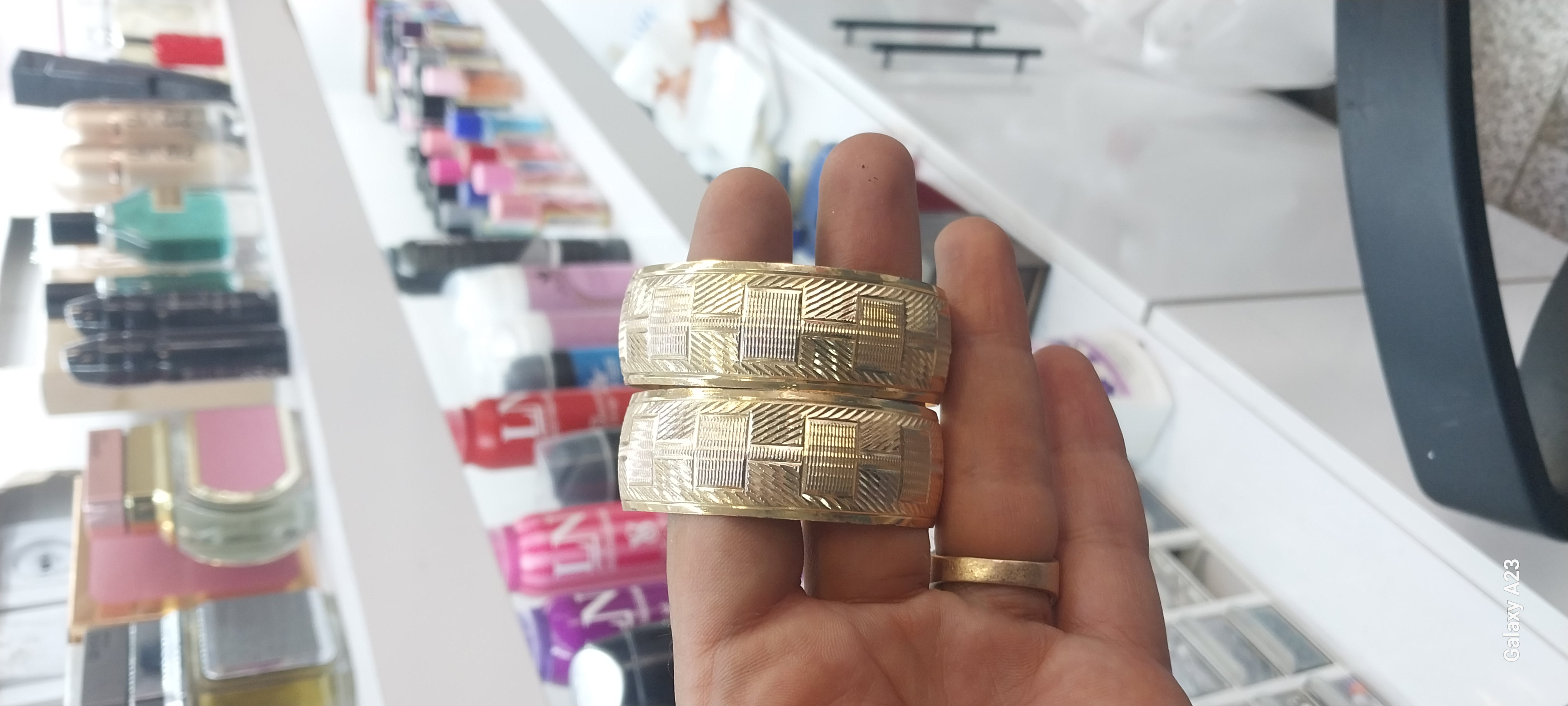 النگوی تکپوش